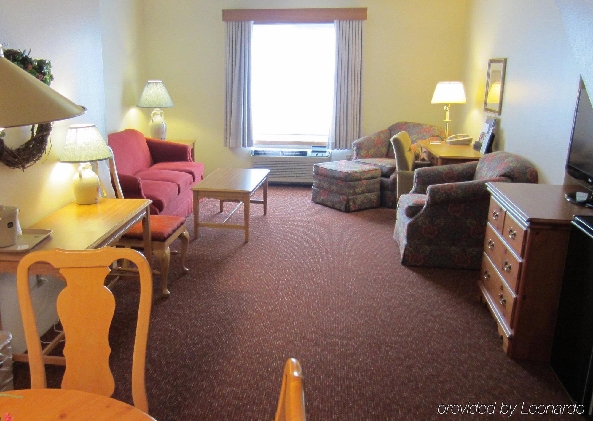 Hotel Baymont By Wyndham Mequon Milwaukee Area Habitación foto